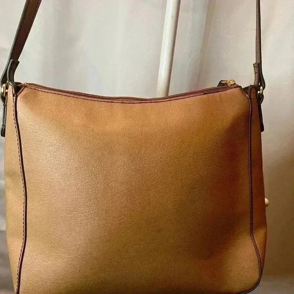 Liz Claiborne Crossbody Handbag - Picture 6 of 8